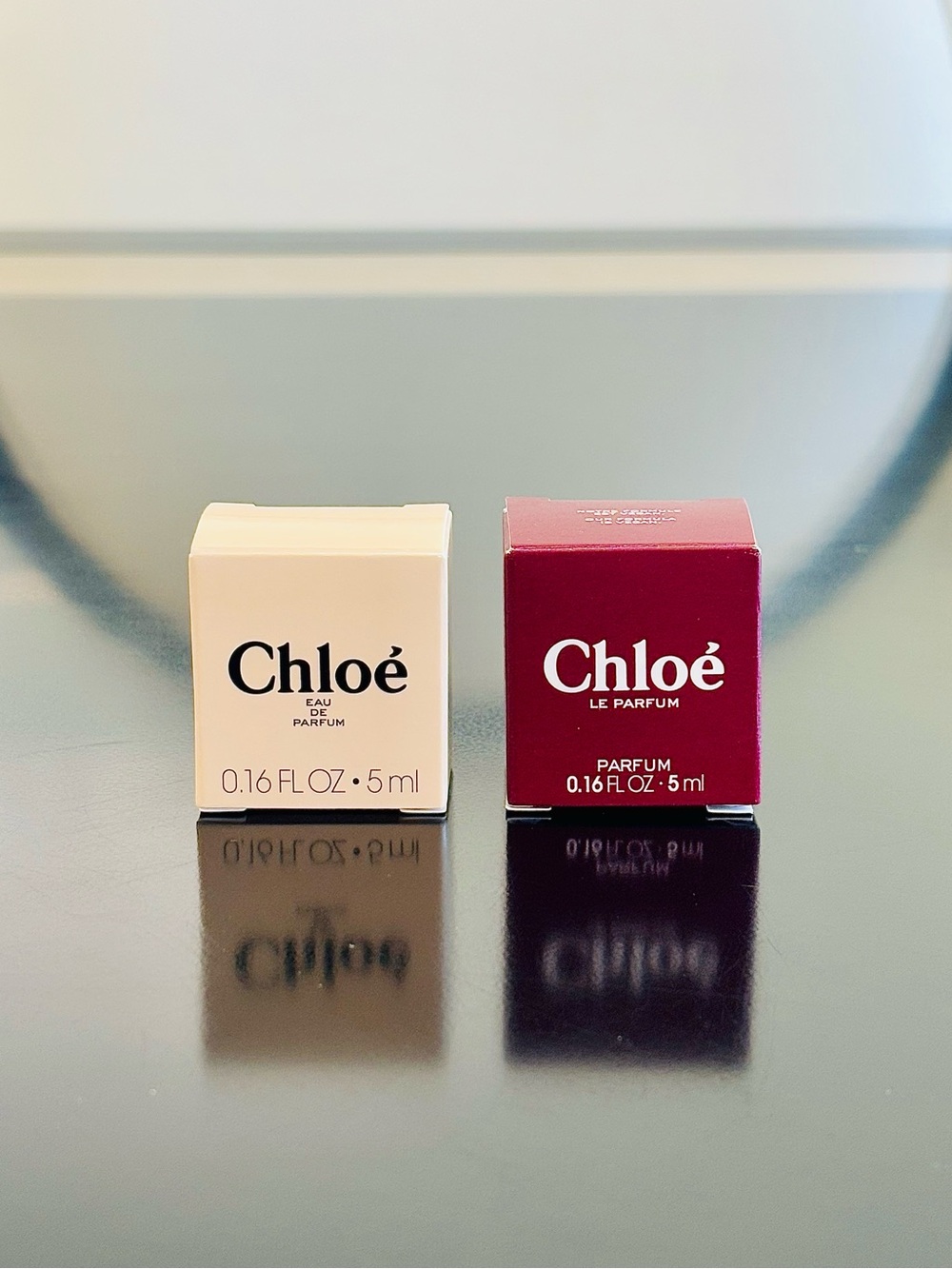 Miniature Chloe Fragrance Discovery Set with EDP and Le Par Samples - Picture 6 of 8